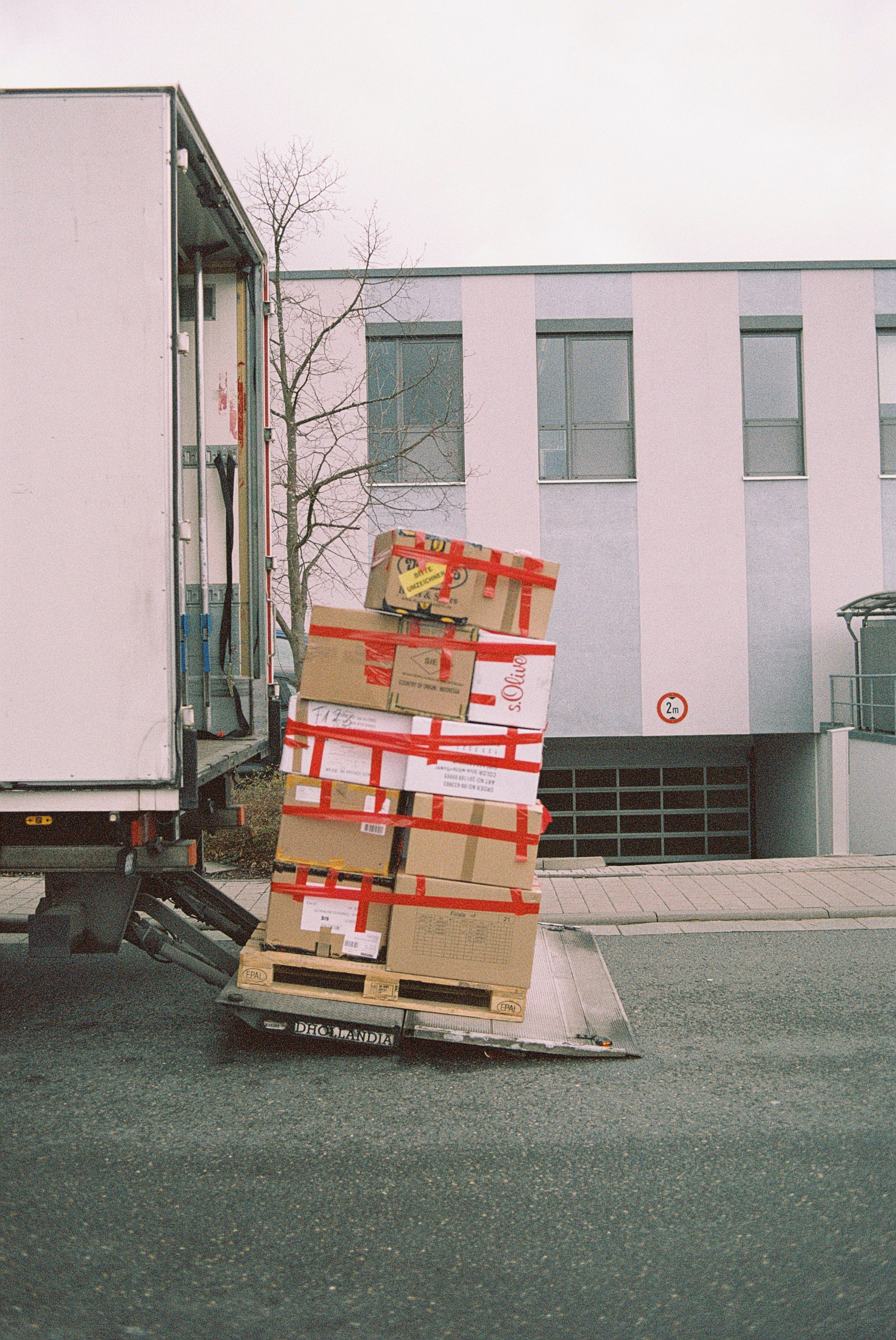 Movers carefully packing and loading a truck for a long distance move in Bridgeland, TX near me